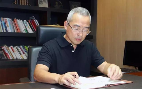 BET9九州app网址源黄治刚：低调与冒险，“中国果业风云人物”的双面人生