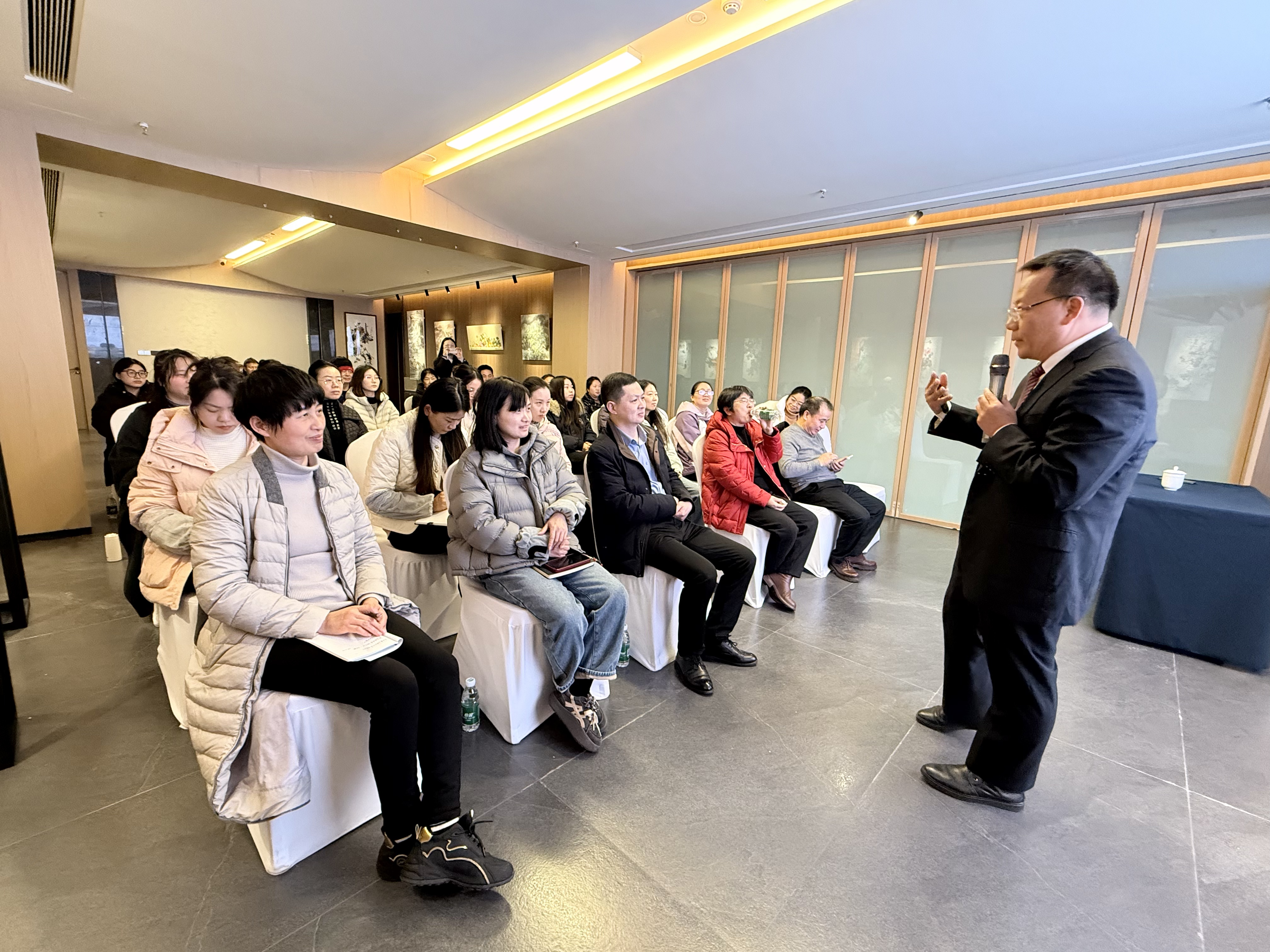 微信图片_20251225115639_399_2 微信图片_20251225115639_399_2